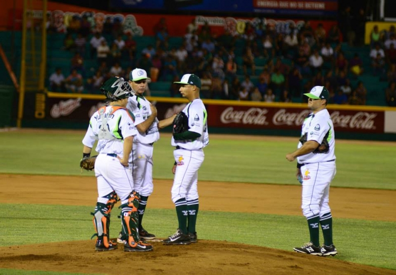 Espectacular y mágica apertura, récord y segundo descalabro para las fieras