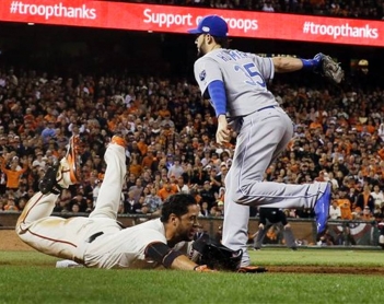 Jugando como un equipo de la Liga Nacional, Kansas City toma la delantera