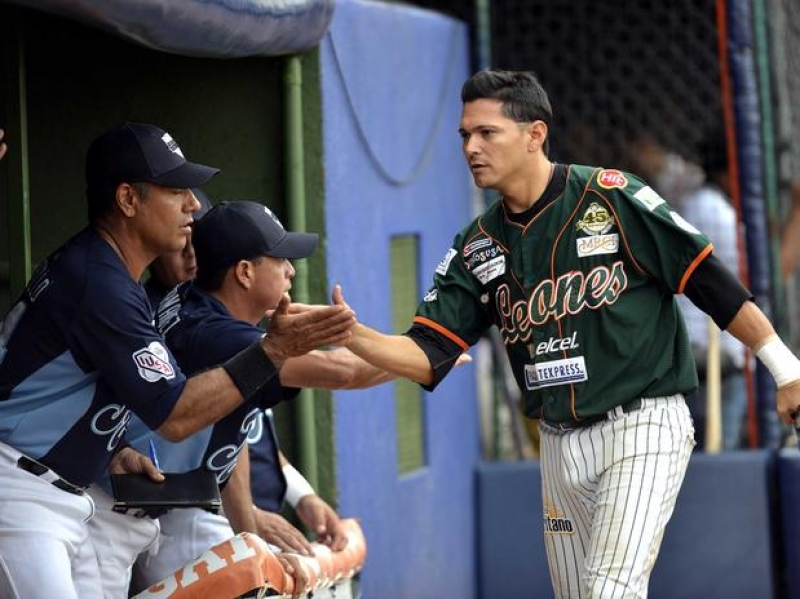 "El Coyote" toma las riendas de los Leones y la baja de Saucedo sería su primer gran reto