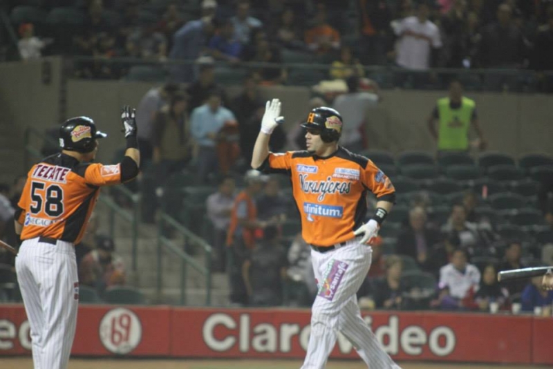 Buen comienzo para los Naranjeros de Matías Carrillo en los pléiofs; Morejón, Guante de Oro