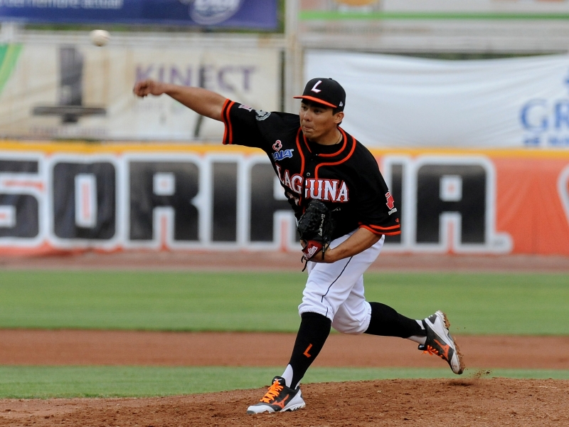 Línder Castro ya es de Navojoa y muestra avances con los Vaqueros