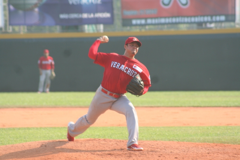 Dos yucatecos ayudan al campeón Veracruz a regresar a la postemporada