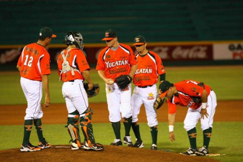 Ni Durbin ni Félix responden en otro desastre del pitcheo león; se preparan más cambios