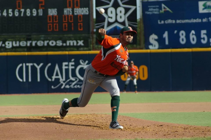 Armenta debuta hoy con la misión de evitar otra barrida a los Leones