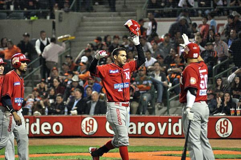 Escape de Cuba e historia de superación; los Leones definen a sus extranjeros