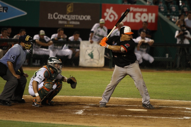 Reyes da un último éxito a los Leones; duelo de eliminación con recuerdos para Yucatán