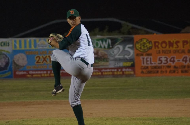 Los Leones tropiezan en Sonora; Ramírez, de 1er. bate, y Araujo, en la inicial 
