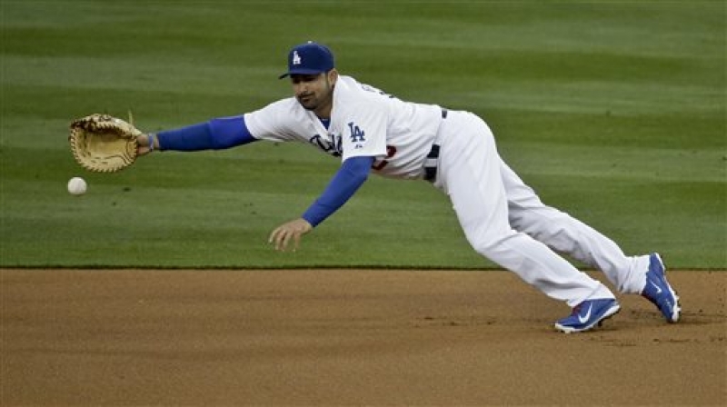 Adrián González, "el mejor inicialista de las Mayores en los últimos seis años"