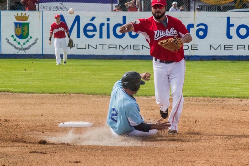 Los Diablos son los bicampeones de la Liga Meridana: dominan a los favoritos Senadores