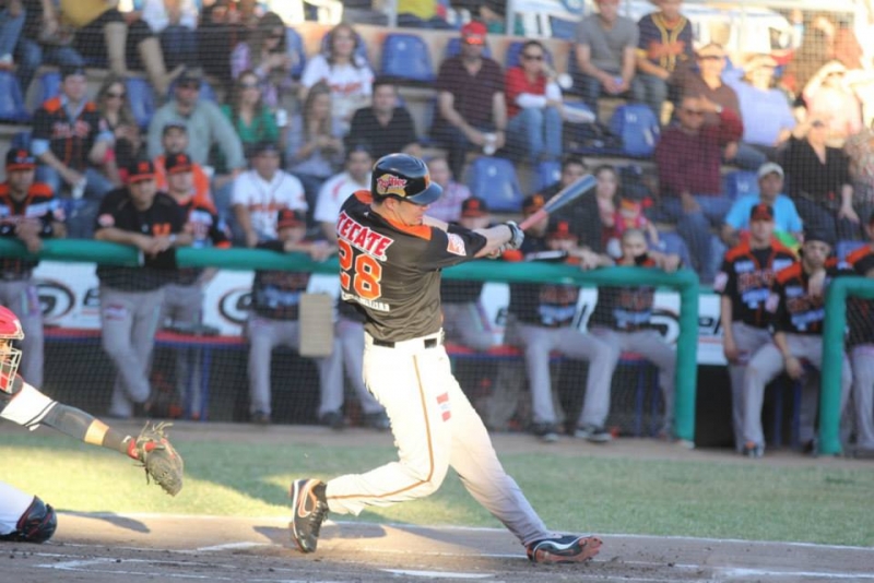 El bulpén rescata a los Naranjeros en Navojoa; Castellanos apuntala más el pitcheo león